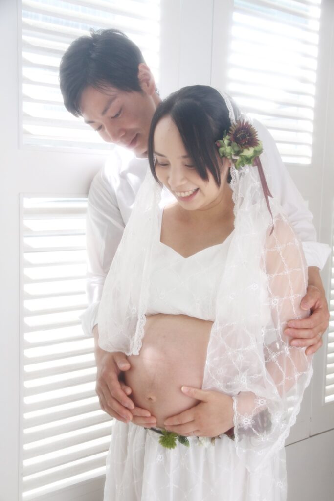 新しい生命の誕生を祝福するマタニティ写真